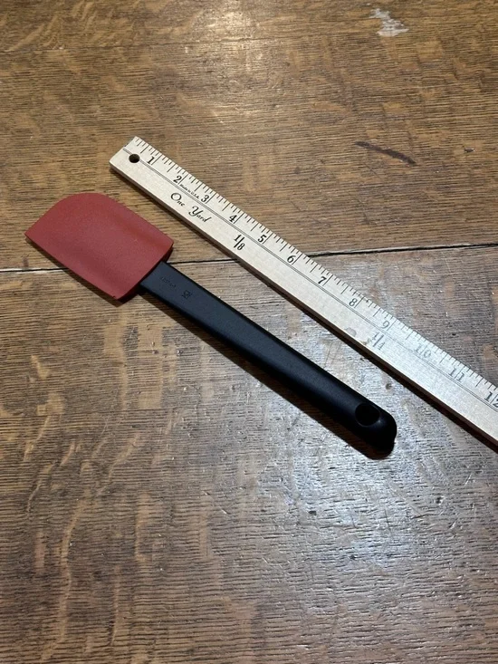 Tupperware Red Silicone Spatula with Black Handle - Picture 3 of 3
